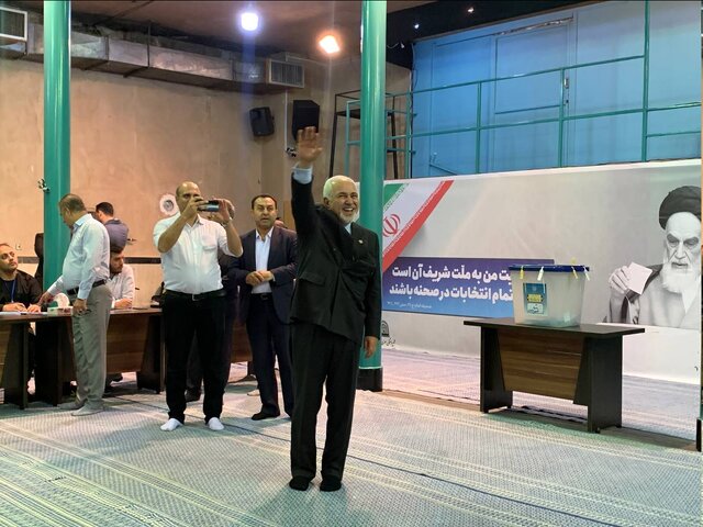 محمدجواد ظریف:یقین دارم امروز مردم ما را روسفید خواهند کرد