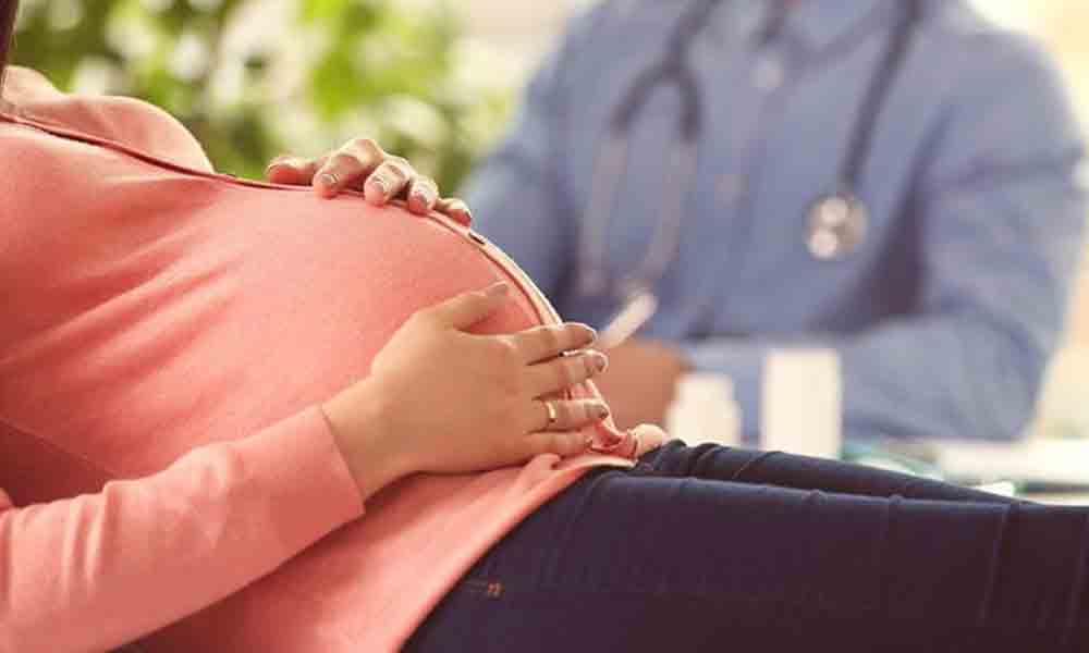 هشدار یک متخصص زنان و زایمان نسبت به گسترش بارداری های خطرناک