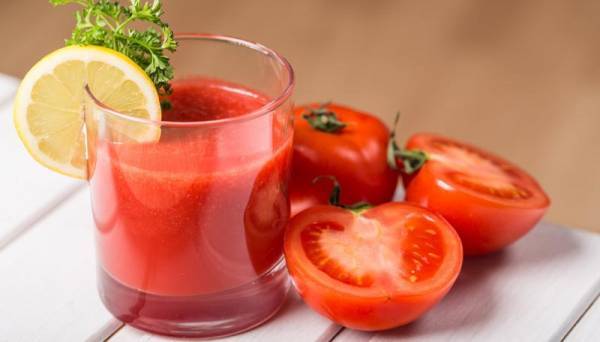 آب گوجه فرنگی برای سلامتی معجزه می کند+بخوانید