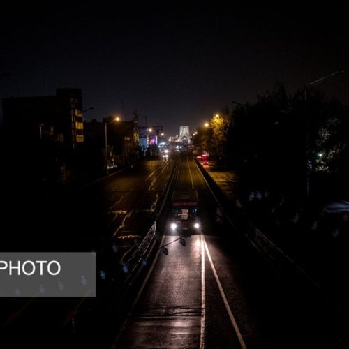 زندگی و خواب شبانه بی‌پناهان تهرانی دراتوبوس ها+تصاویر