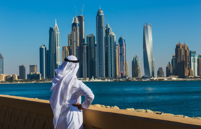 امارات متحده عربی صدور ویزا برای اتباع ایران را متوقف کرد
