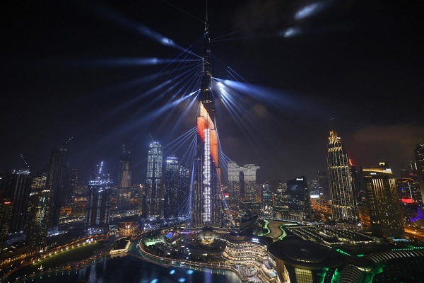 جزئیات اعطای ویزای طلایی امارات به ۱۰۰ هزار برنامه‌نویس