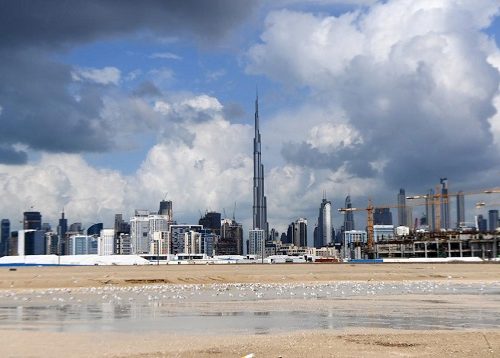 بارش روزانه باران مصنوعی در دبی برای مقابله با گرما