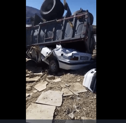 اول فارسTV|نجات معجزه آسای راننده پژو پارس از یک تصادف هولناک