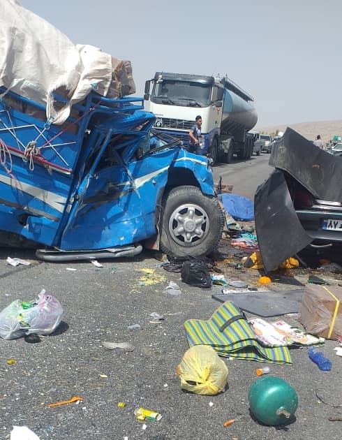 ۵ کشته و ۳ مجروح در تصادف مرگبار رانندگی جاده فسا به داراب+تصاویر