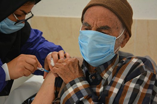 نحوه ثبت نام واکسیناسیون کرونا افراد بالای ۷۵ سال