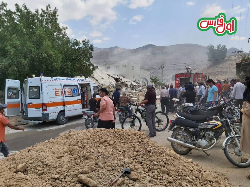 انفجار مهیب و مرگبار دو خانه مسکونی در جهرم+فیلم