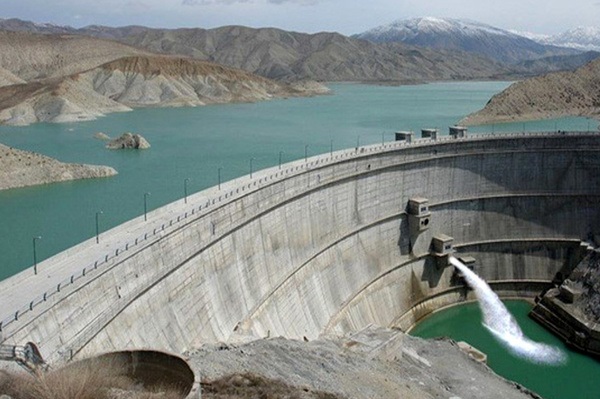 آخرین وضعیت سدهای استان فارس/ آبگیری ۷۰ درصد حجم سد درودزن