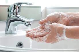 چرا برای جلوگیری از کرونا باید ۲۰ ثانیه دست ها را بشوییم؟