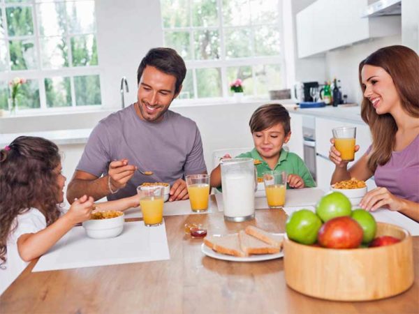 ۶ عادت‌ اشتباه در خوردن صبحانه را بشناسید