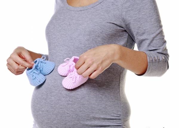 ۱۳ نشانه پسر بودن جنین شما در طول بارداری