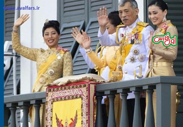 قرنطینه پادشاه تایلند با ۲۰ زن+عکس