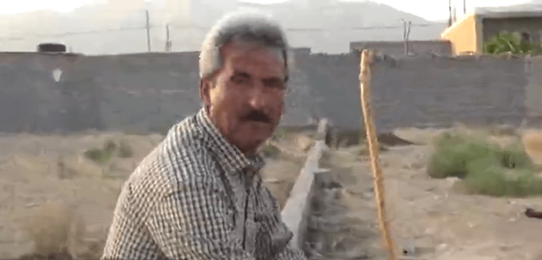 اول فارسTV| حمله ۳۰ ساله مارها به یک مرد در استان فارس+فیلم