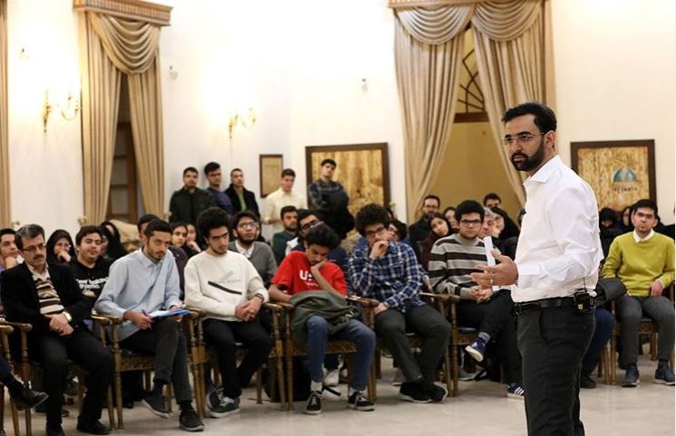 خبر خوش آذری جهرمی در باره بسته های اینترنتی ویژه دانش آموزان ومعلمان